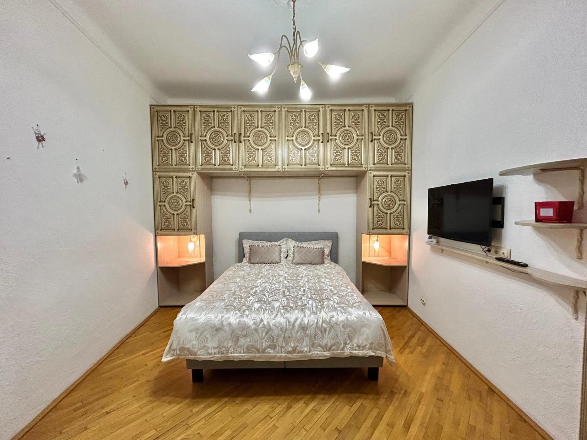 Apartments On Sholom Aleichem Та Ще Варіант Поруч ลวีฟ ภายนอก รูปภาพ