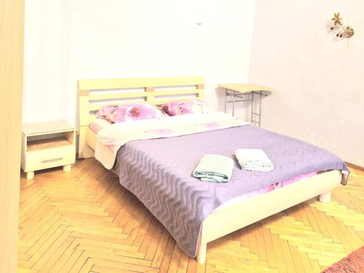 Apartments On Sholom Aleichem Та Ще Варіант Поруч ลวีฟ ภายนอก รูปภาพ