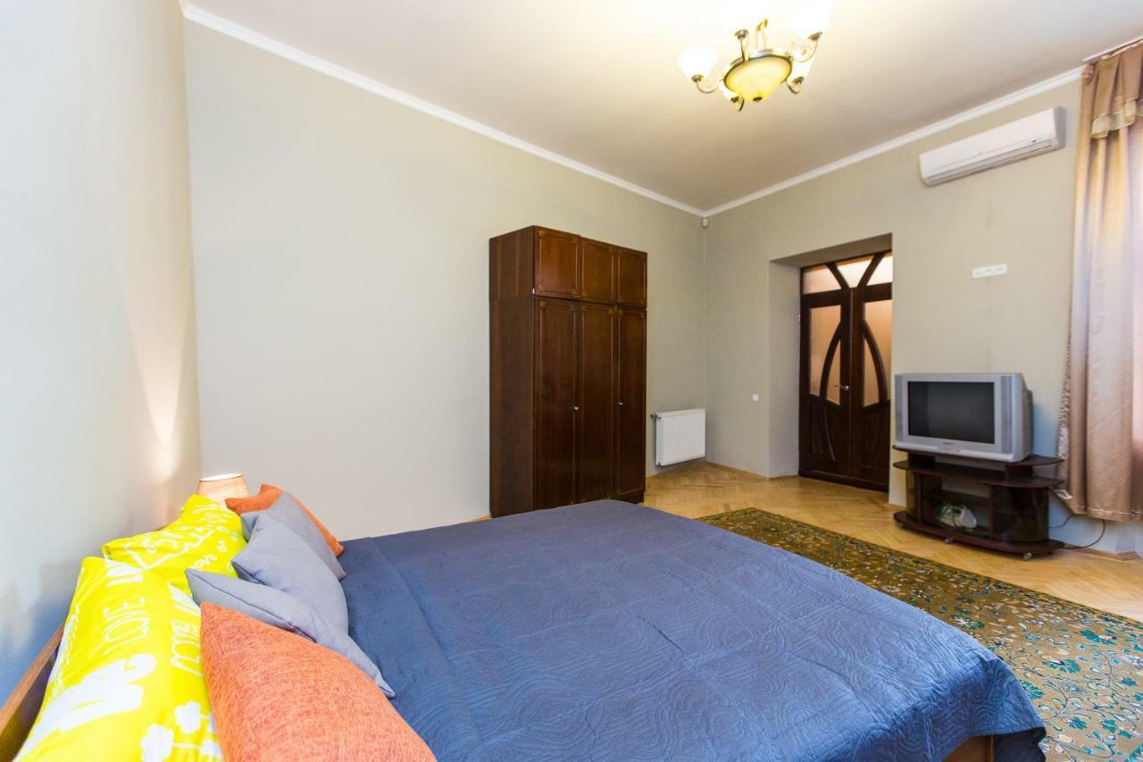 Apartments On Sholom Aleichem Та Ще Варіант Поруч ลวีฟ ภายนอก รูปภาพ