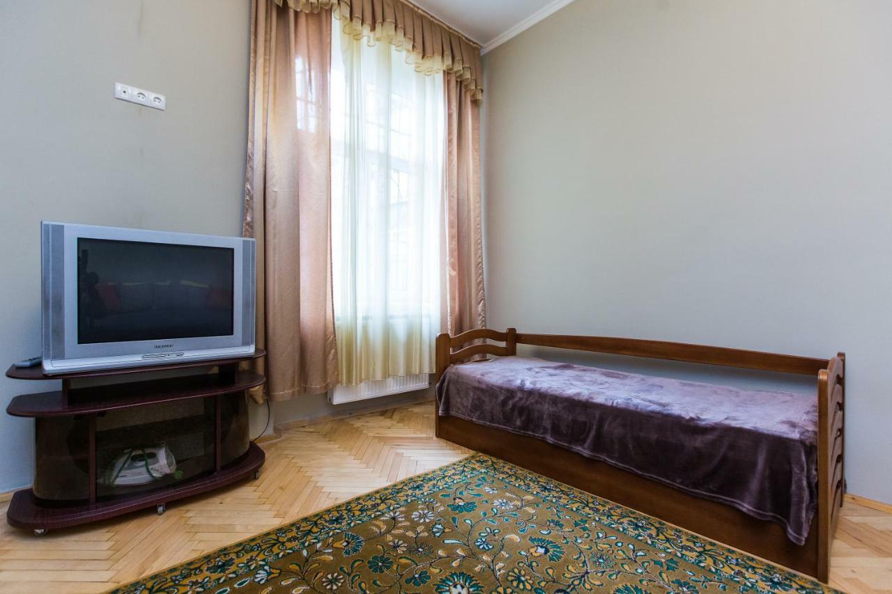 Apartments On Sholom Aleichem Та Ще Варіант Поруч ลวีฟ ภายนอก รูปภาพ