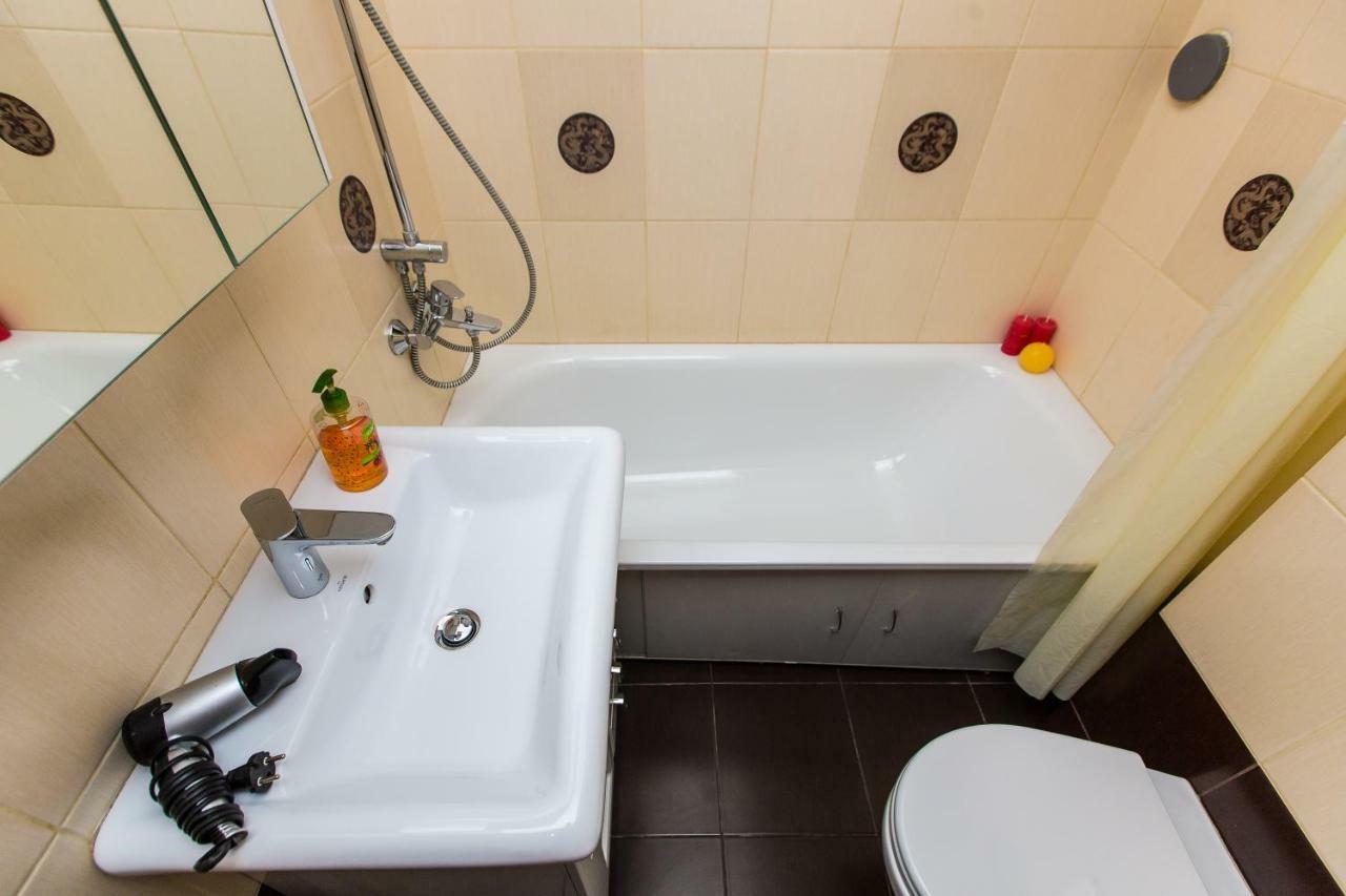 Apartments On Sholom Aleichem Та Ще Варіант Поруч ลวีฟ ภายนอก รูปภาพ