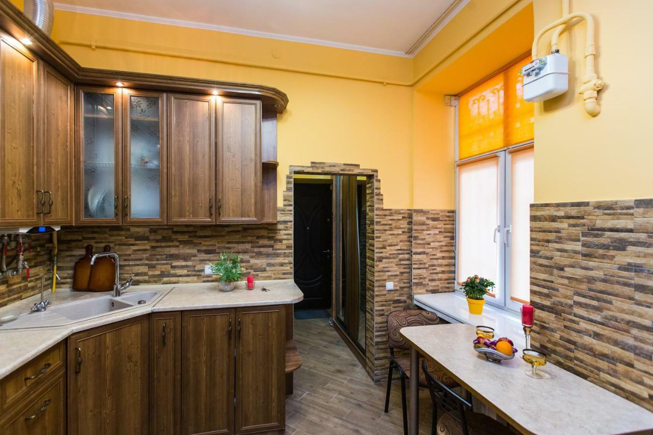 Apartments On Sholom Aleichem Та Ще Варіант Поруч ลวีฟ ภายนอก รูปภาพ