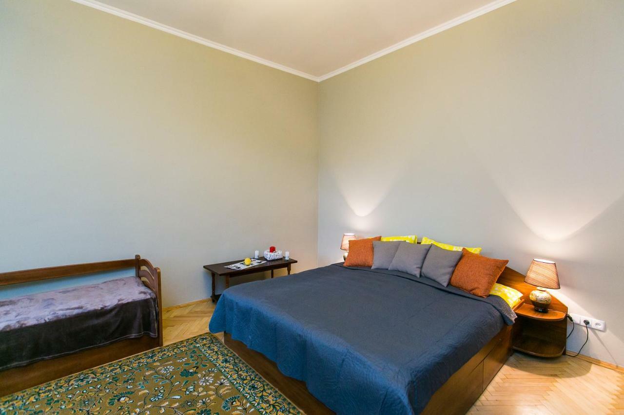 Apartments On Sholom Aleichem Та Ще Варіант Поруч ลวีฟ ภายนอก รูปภาพ
